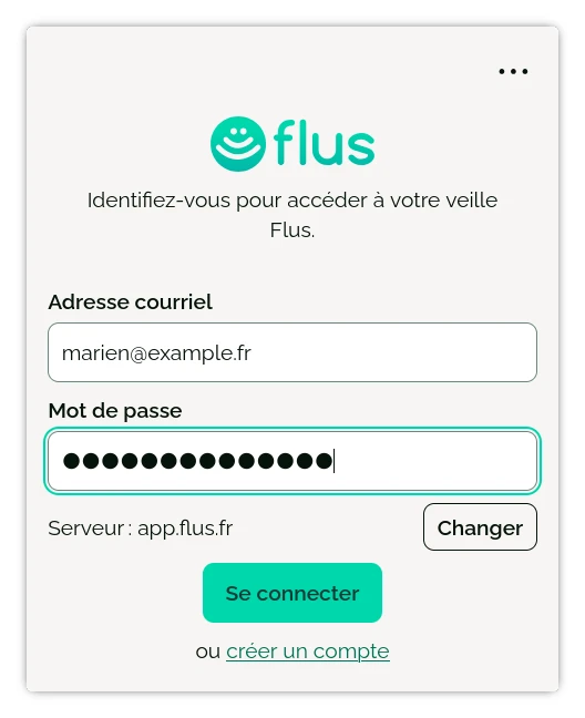 L’écran de connexion de l’extension Flus dont les champs adresse email et mot de passe sont remplis.